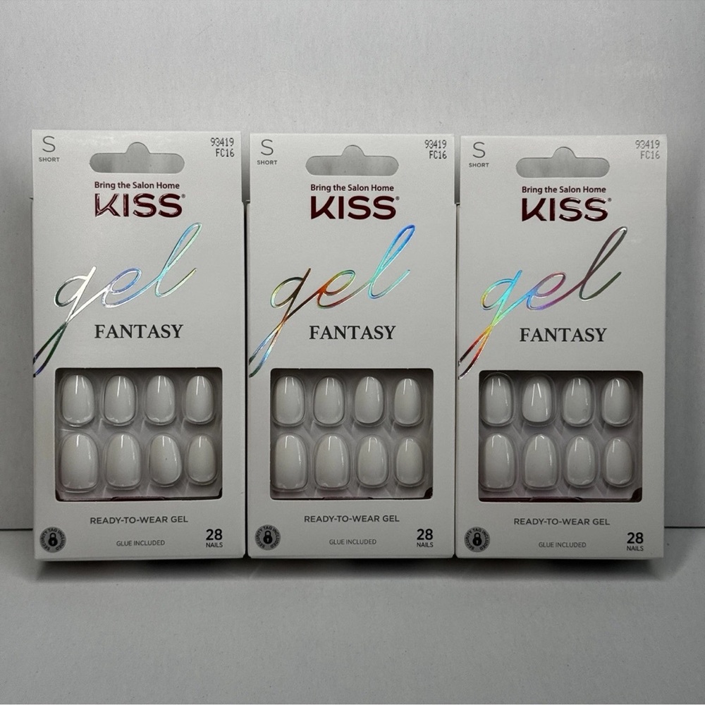 Kiss Gel Fantasy Press On Nails Short FC16 WHITE  93419 Lot Of 3‎ Pack